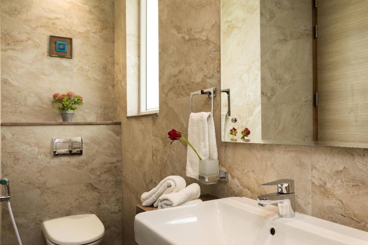 SILVER OAK near Medanta Medicity Gurgaon Exterior foto