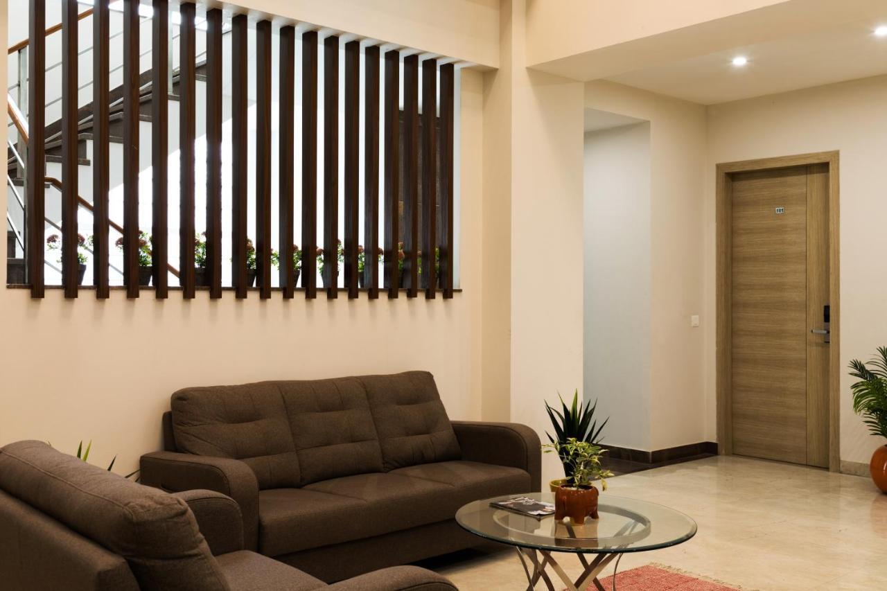 SILVER OAK near Medanta Medicity Gurgaon Exterior foto