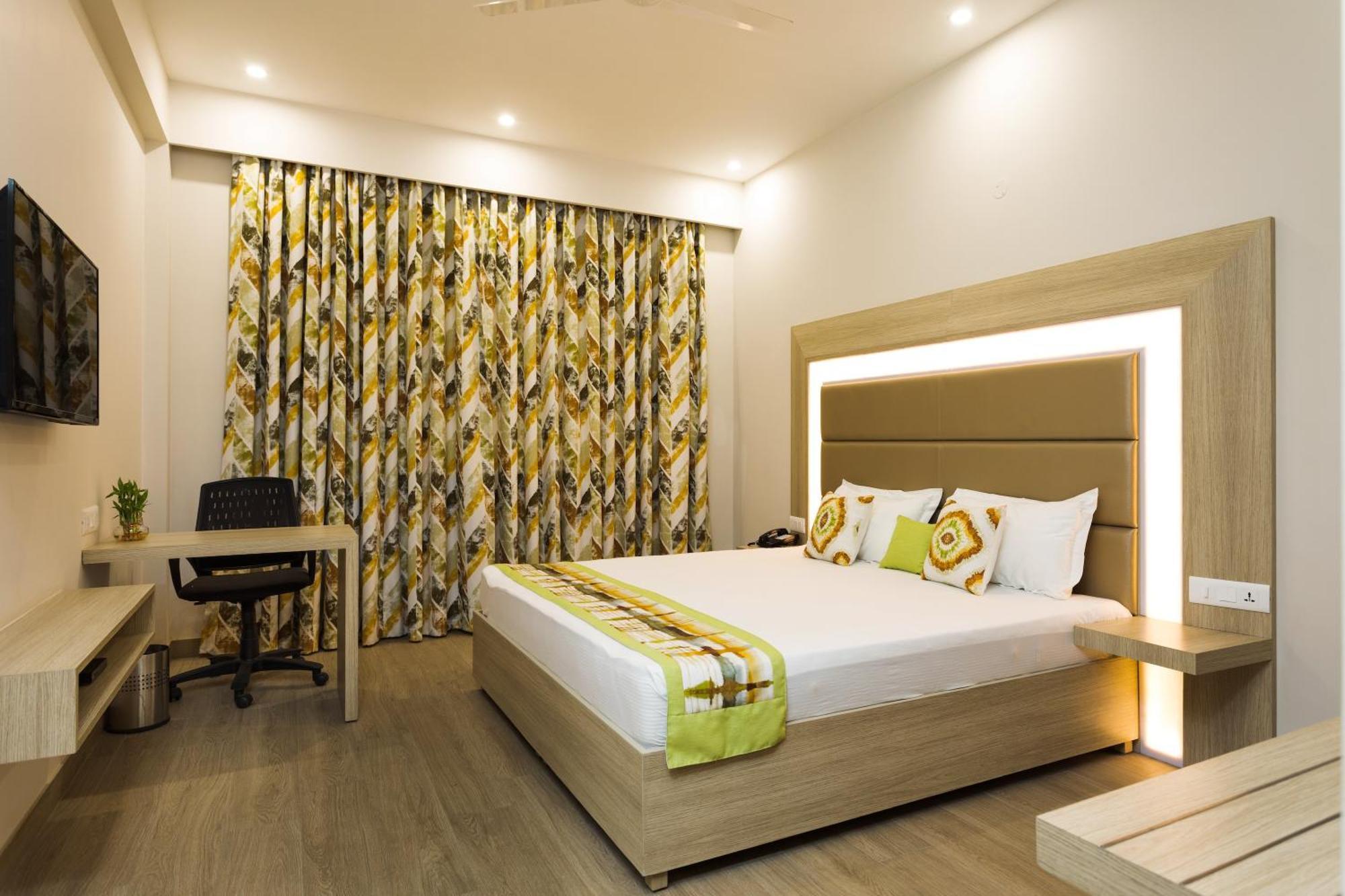 SILVER OAK near Medanta Medicity Gurgaon Exterior foto
